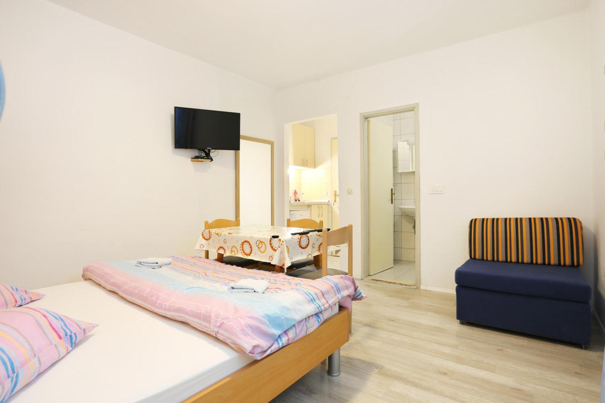 Apartments with a parking space Tucepi, Makarska - 6695 Pokój zdjęcie
