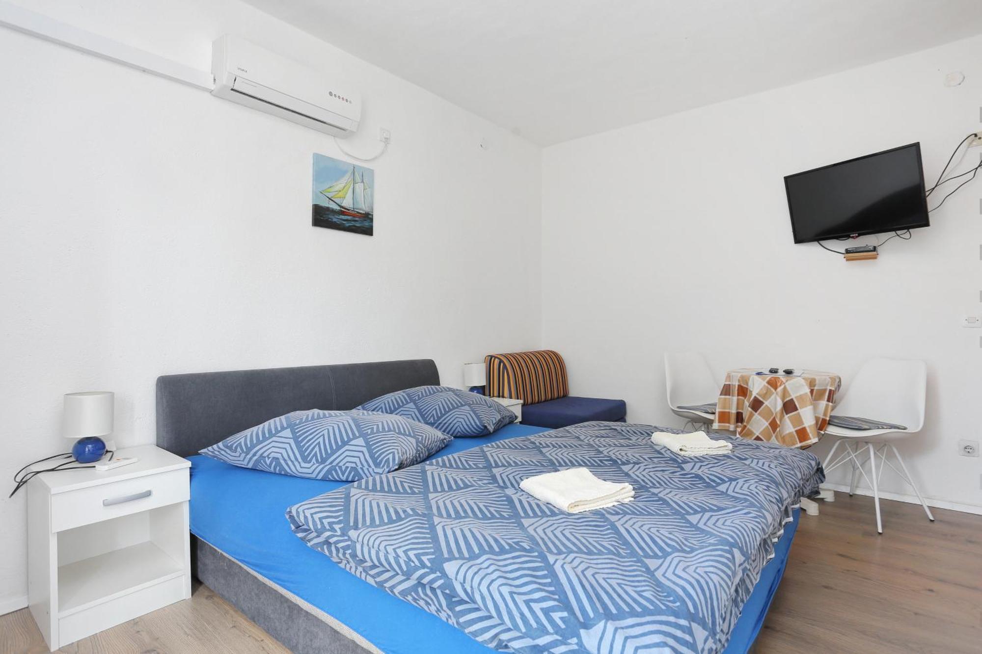 Apartments with a parking space Tucepi, Makarska - 6695 Pokój zdjęcie