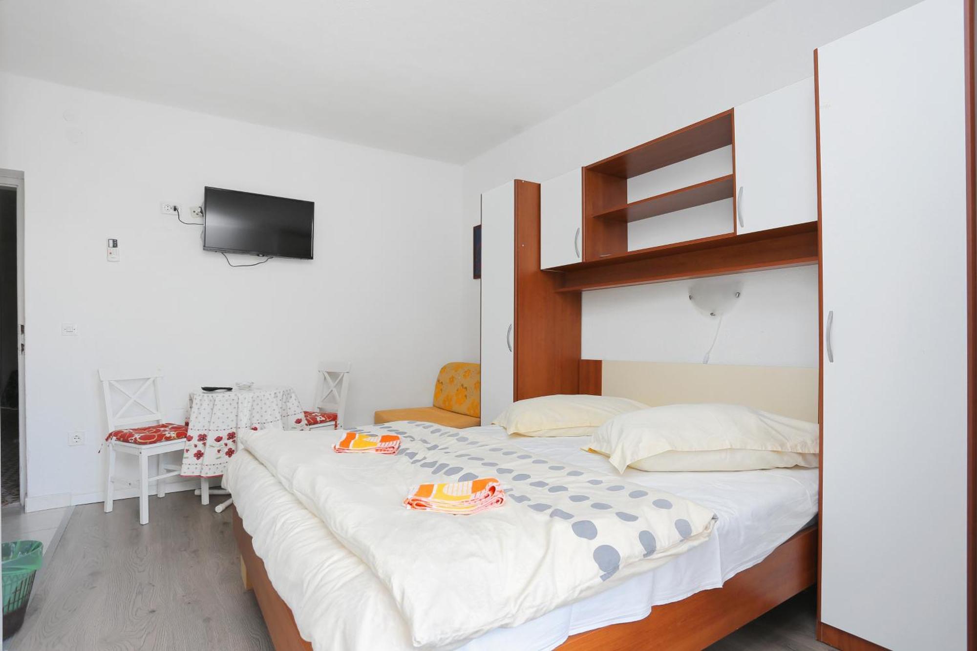 Apartments with a parking space Tucepi, Makarska - 6695 Pokój zdjęcie